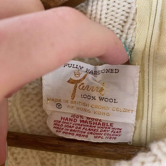 Tarri 100% Wool British Wool M White Sweater Pullover Cable Knit Fisherman Cream - Picture 2 of 3